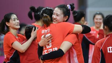 苗原：辽宁铁人18岁高中锋张家鸣获得伯恩利U21的试训邀请