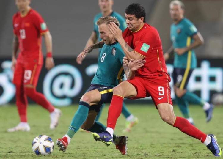 克罗斯评选历史最佳阵容：诺伊尔门将，马塞洛、拉姆...